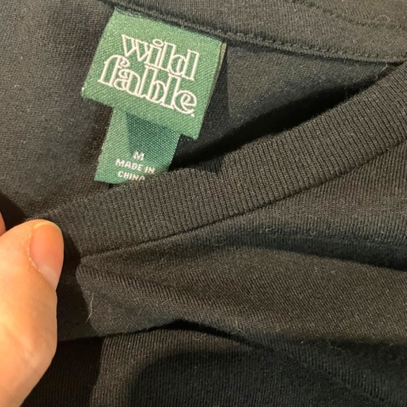 Two Boxy Tops 🤍 - Picture 13 of 14